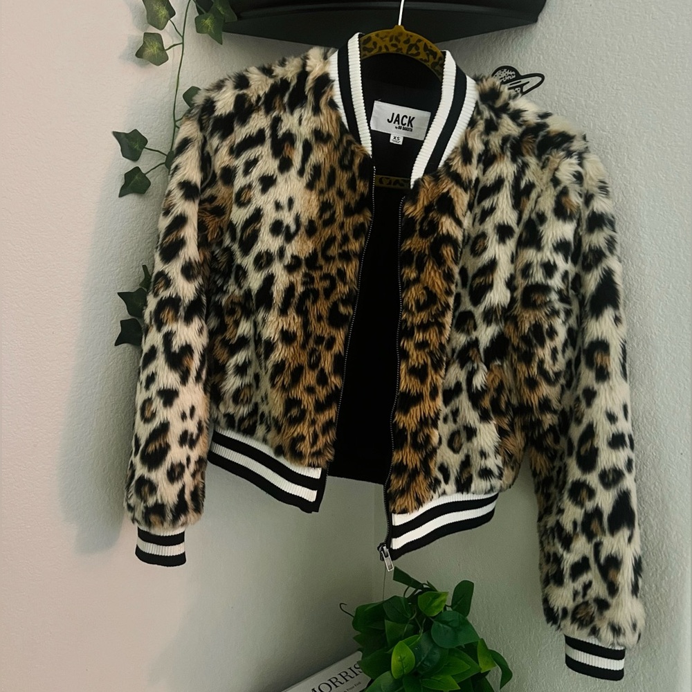 JACK by bb dakota leopard faux fur jacket XS